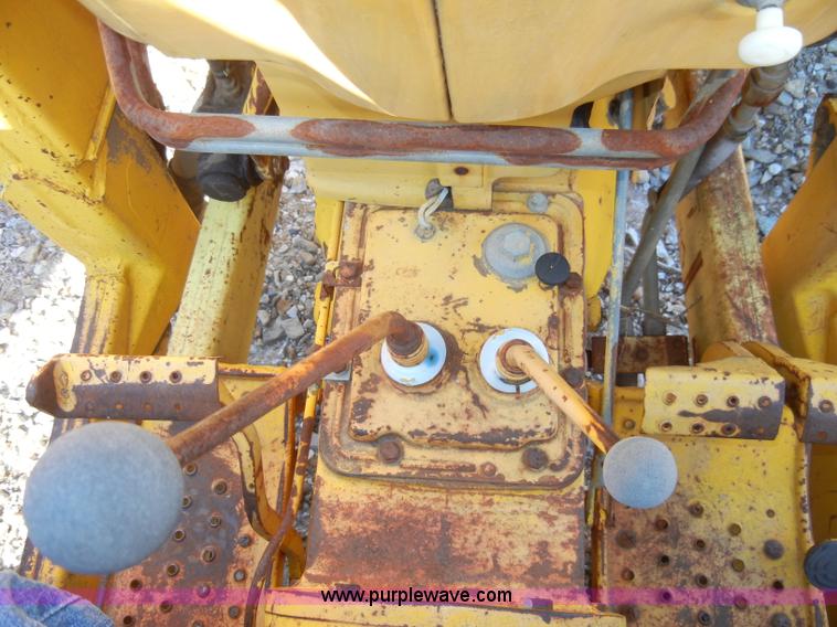 image for item A3406 Ford 420 RD22ik tractor with loader and backhoe