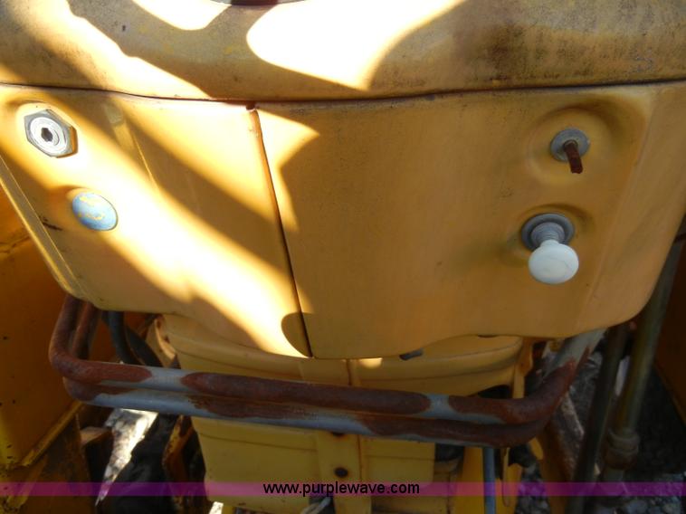 image for item A3406 Ford 420 RD22ik tractor with loader and backhoe