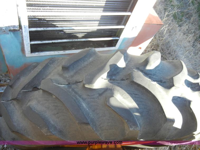 image for item A3406 Ford 420 RD22ik tractor with loader and backhoe