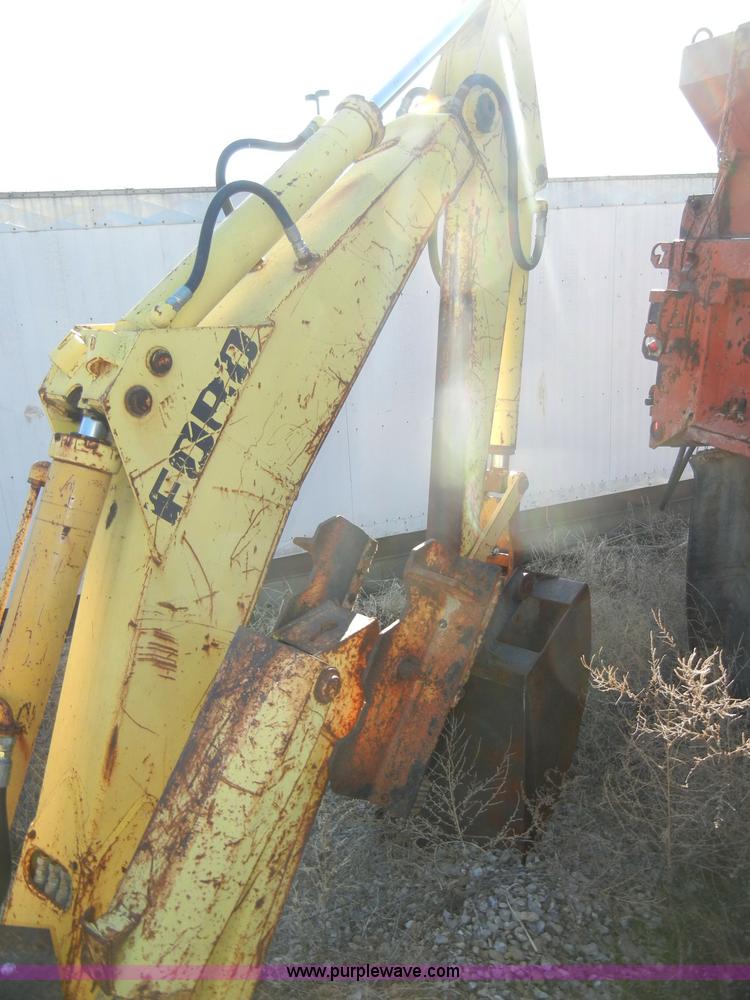 image for item A3406 Ford 420 RD22ik tractor with loader and backhoe