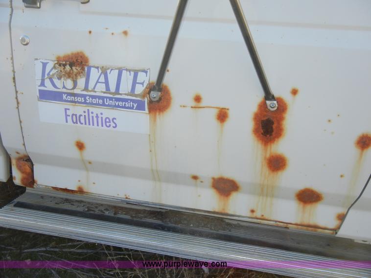 image for item A3412 1989 Ford F250 Custom pickup truck