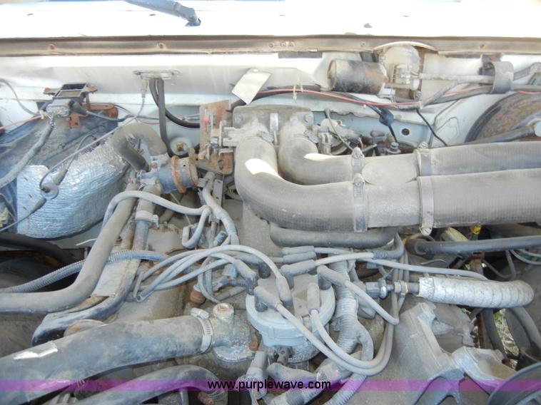 image for item A3412 1989 Ford F250 Custom pickup truck