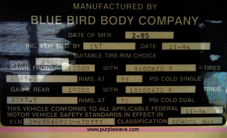 image for item A3420 1995 International Bluebird 3800 school bus