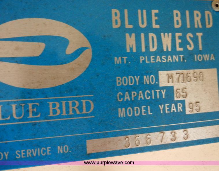 image for item A3420 1995 International Bluebird 3800 school bus