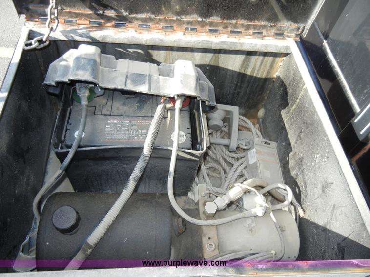 image for item A3426 2001 Liberty Travalong trailer