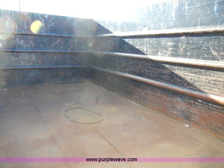 image for item A3426 2001 Liberty Travalong trailer