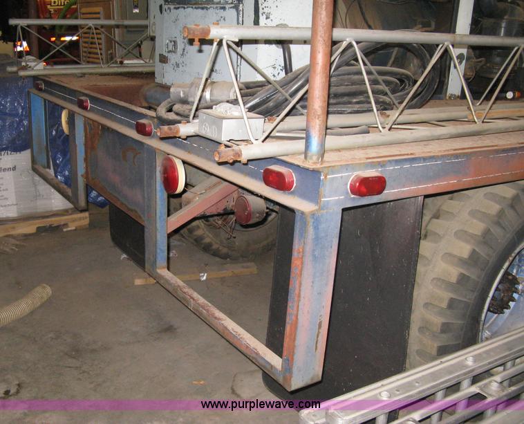 image for item A6035 1965 Dodge D700 flatbed truck