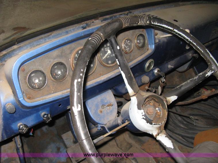 image for item A6035 1965 Dodge D700 flatbed truck