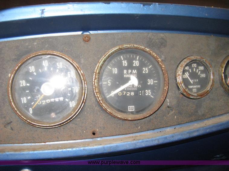 image for item A6035 1965 Dodge D700 flatbed truck