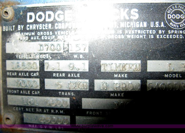 image for item A6035 1965 Dodge D700 flatbed truck