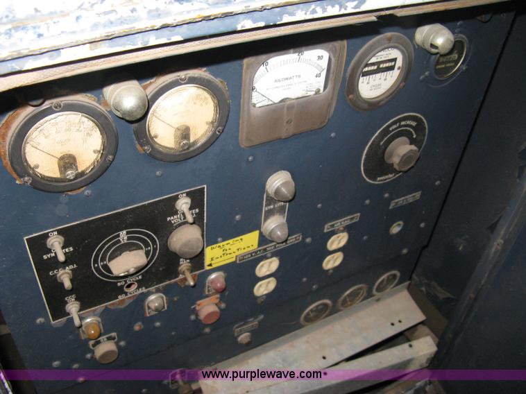 image for item A6035 1965 Dodge D700 flatbed truck