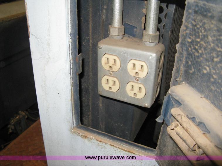 image for item A6035 1965 Dodge D700 flatbed truck