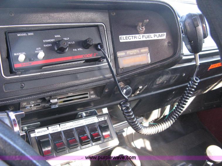 image for item A6037 1976 Dodge W20 Custom 200 firetruck