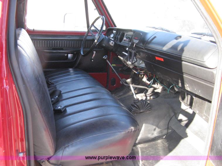 image for item A6037 1976 Dodge W20 Custom 200 firetruck