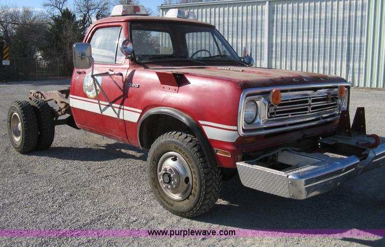 image for item A6038 1972 Dodge 300 firetruck cab and chassis