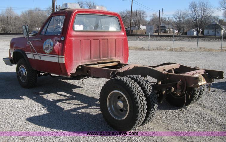 image for item A6038 1972 Dodge 300 firetruck cab and chassis