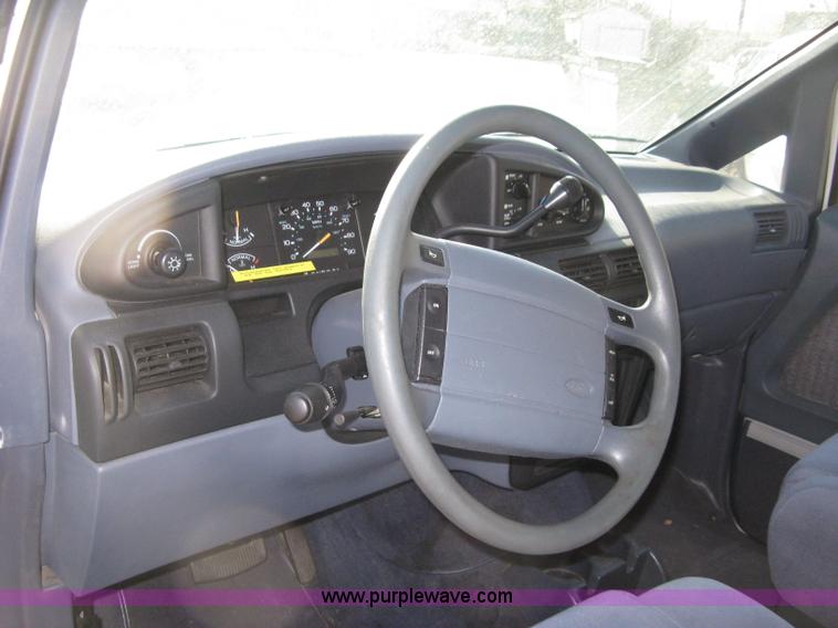 image for item A6042 1995 Ford Aerostar XLT mini van
