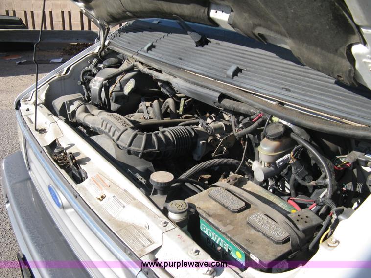 image for item A6042 1995 Ford Aerostar XLT mini van
