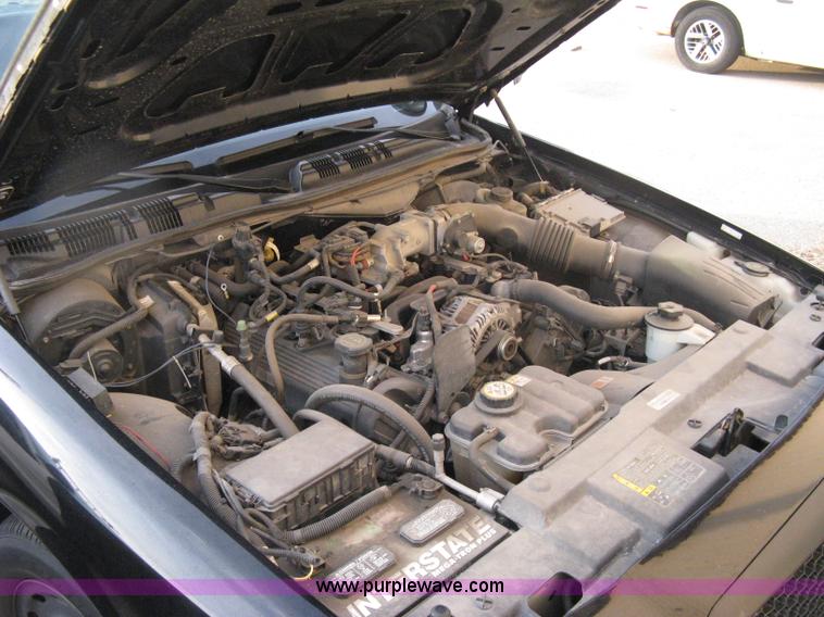 image for item A6049 2005 Ford Crown Victoria Police Interceptor