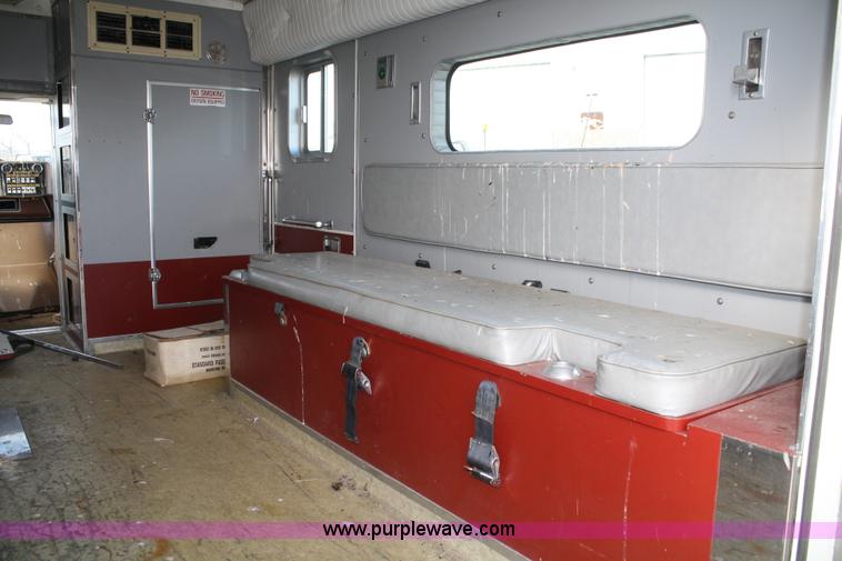 image for item A6609 1985 Ford E350 ambulance