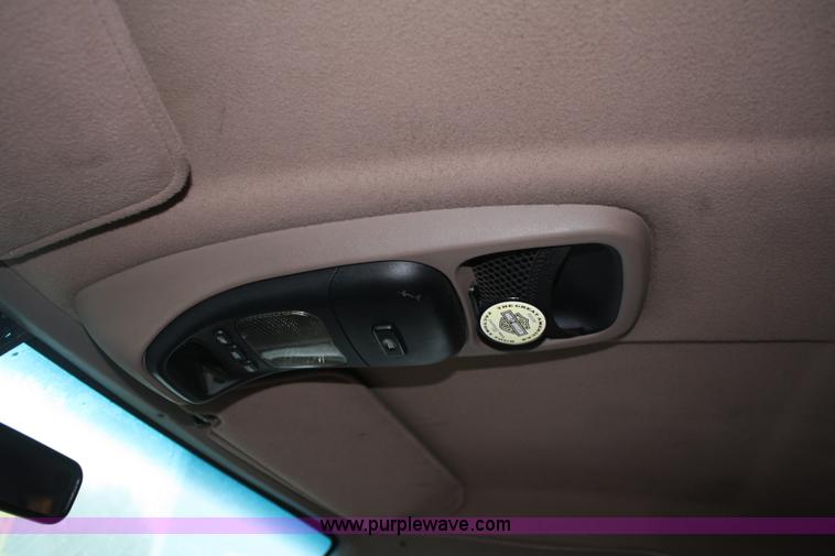 image for item A6619 1996 Ford Bronco SUV