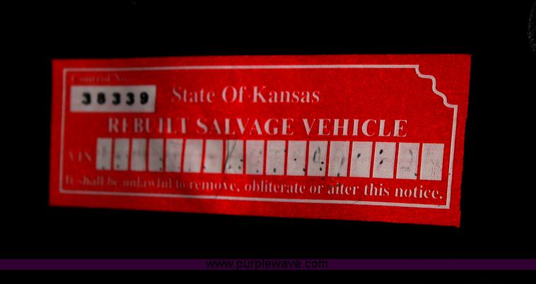 image for item A6619 1996 Ford Bronco SUV