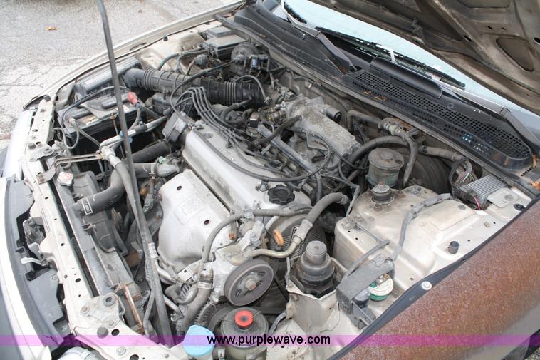 image for item A6620 1995 Honda Accord LX