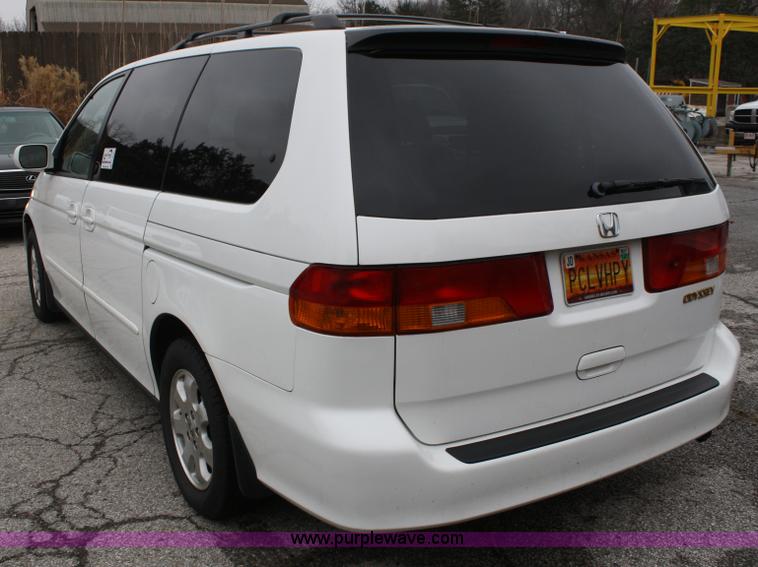 image for item A6621 2002 Honda Odyssey EX mini van