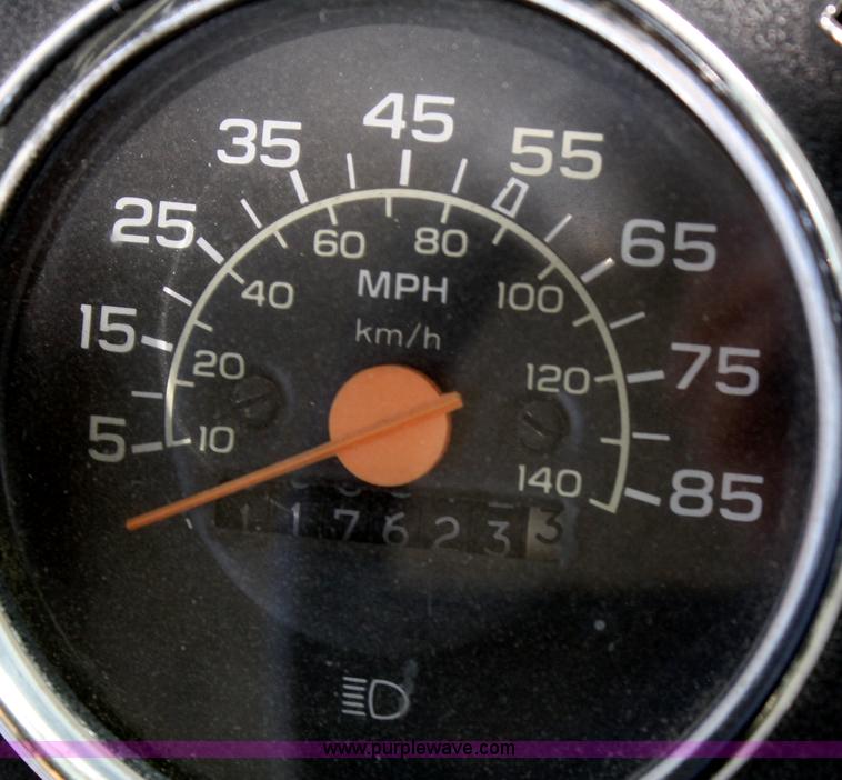 image for item A6638 1987 Chevrolet P30 step van