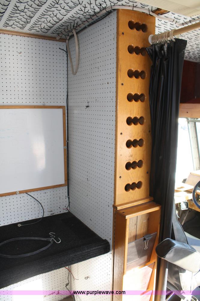 image for item A6638 1987 Chevrolet P30 step van