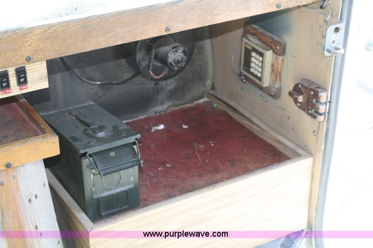 image for item A6638 1987 Chevrolet P30 step van