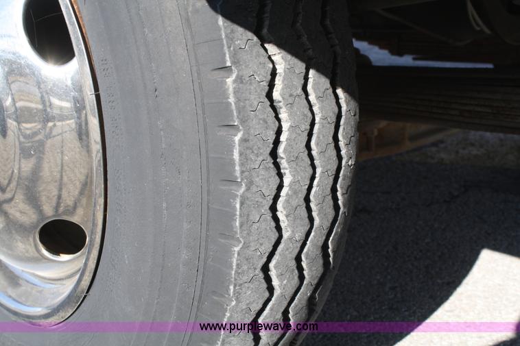 image for item A6638 1987 Chevrolet P30 step van