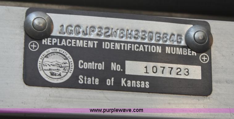 image for item A6638 1987 Chevrolet P30 step van