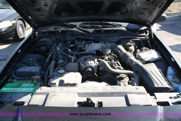 image for item A6639 2007 Ford Crown Victoria Police Interceptor