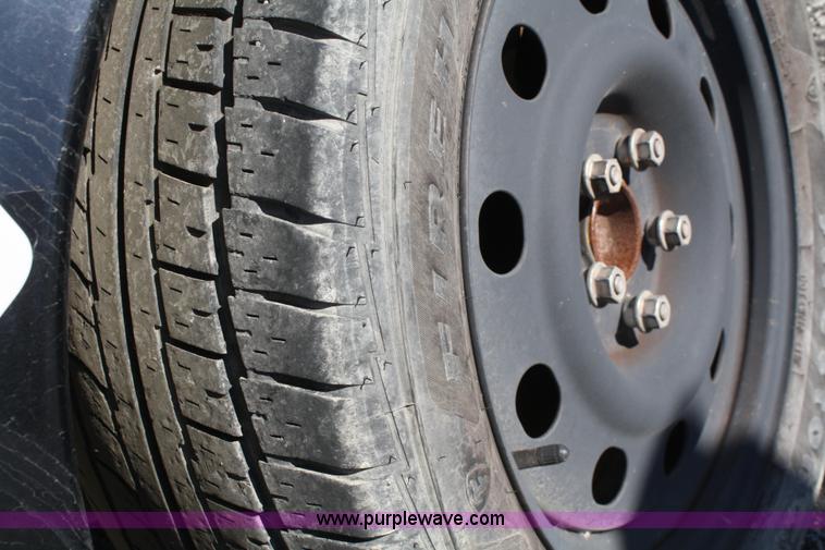 image for item A6640 2007 Ford Crown Victoria Police Interceptor