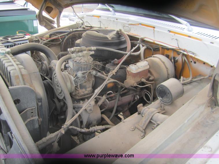 image for item B5571 1974 Ford F250 Custom pickup truck