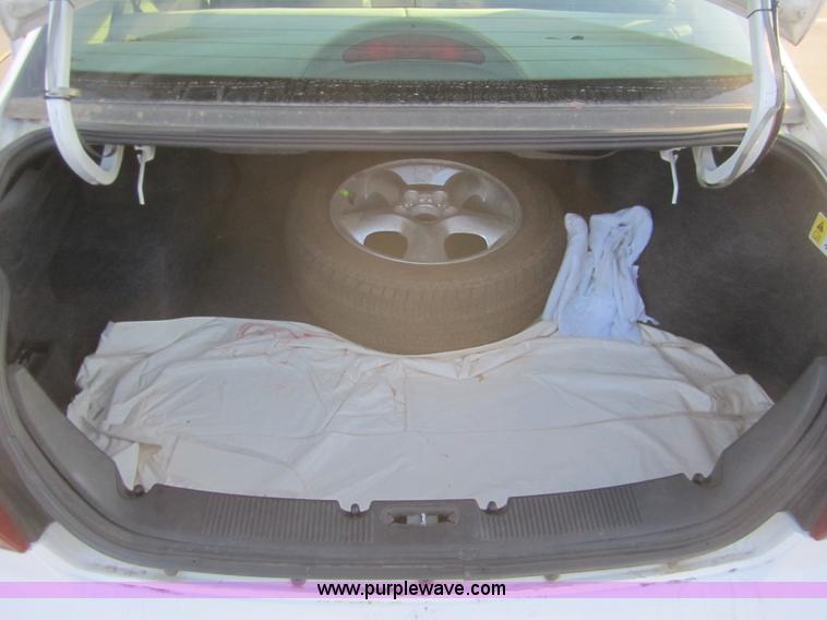 image for item B5593 2000 Ford Taurus SE