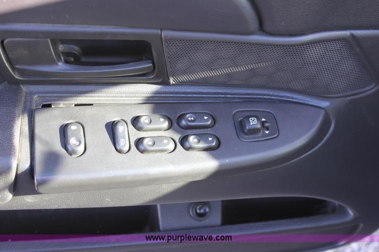 image for item B8777 2006 Ford Crown Victoria Police Interceptor