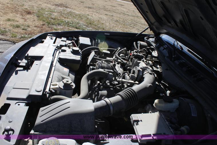 image for item B8777 2006 Ford Crown Victoria Police Interceptor