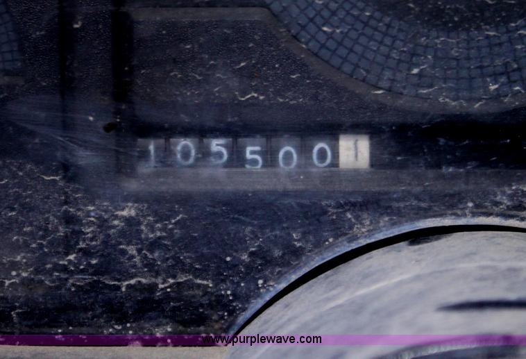 image for item B8778 1988 Chevrolet C1500 pickup truck