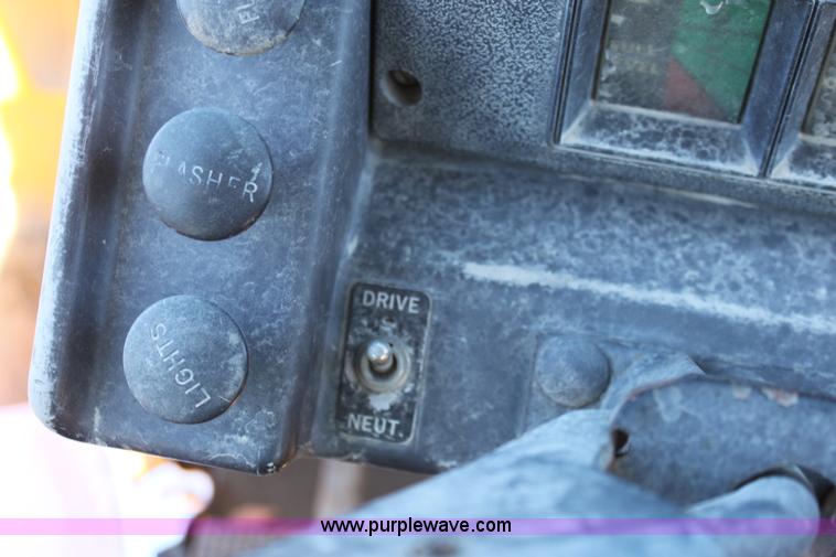 image for item B8779 1977 Case 580C-CK backhoe