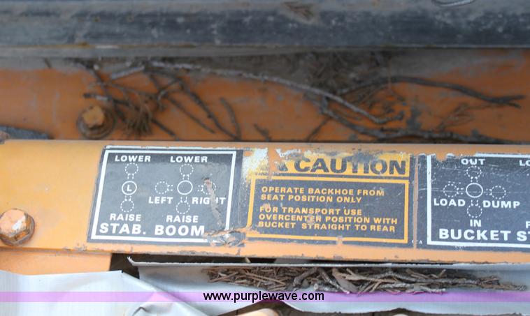 image for item B8779 1977 Case 580C-CK backhoe