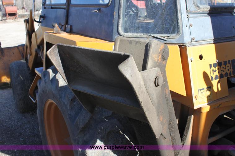 image for item B8779 1977 Case 580C-CK backhoe