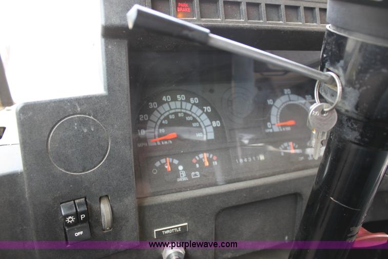 image for item B8839 1996 Blue Bird TC2000 school bus