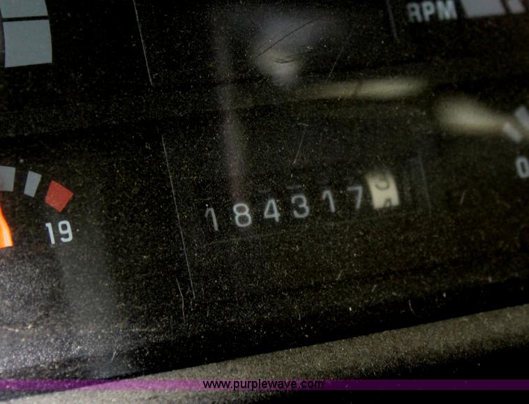 image for item B8839 1996 Blue Bird TC2000 school bus