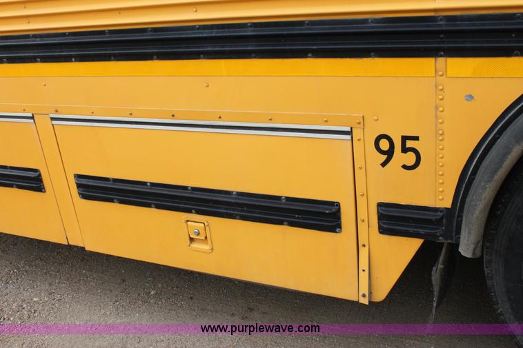 image for item B8839 1996 Blue Bird TC2000 school bus