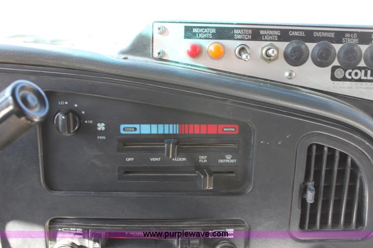 image for item B8840 1994 Ford E350 Collins school bus