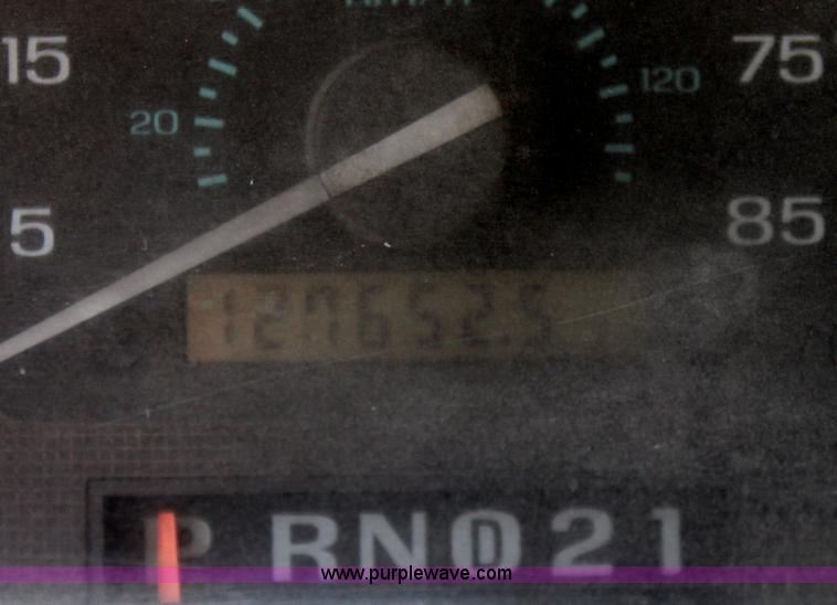 image for item B8840 1994 Ford E350 Collins school bus