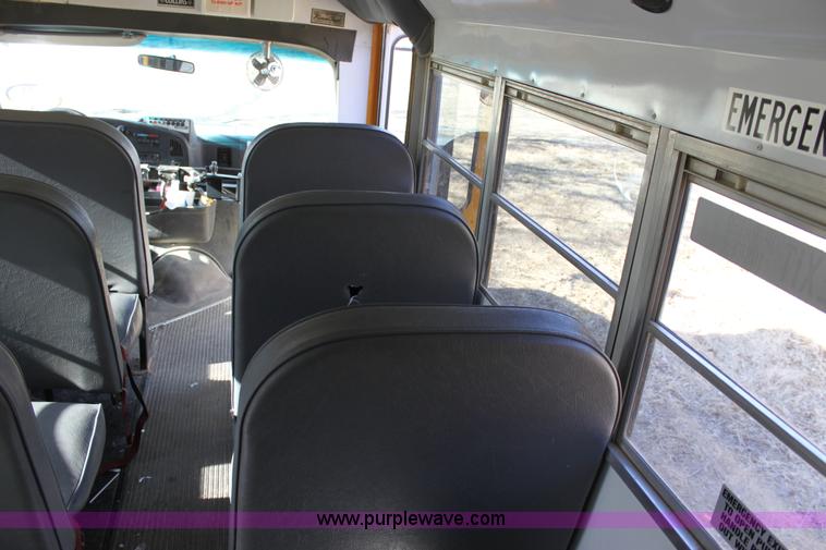 image for item B8840 1994 Ford E350 Collins school bus