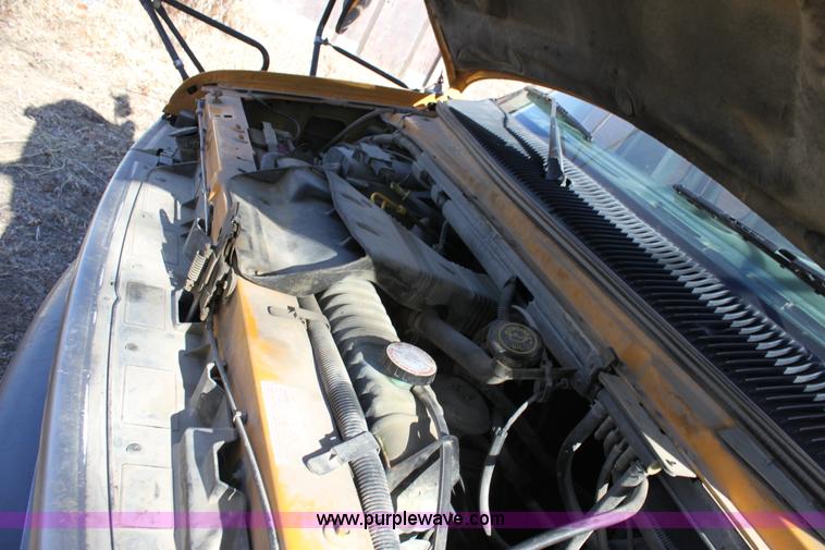 image for item B8840 1994 Ford E350 Collins school bus